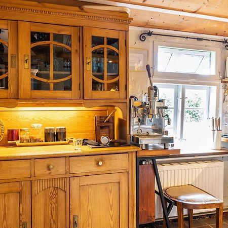 KudenReetdachhaus Bischoffアパートメント エクステリア 写真